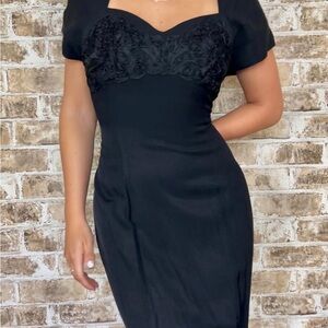 Vintage sweetheart neckline Elegant Black Dress Sz 10 Floral ruching Detail maxi